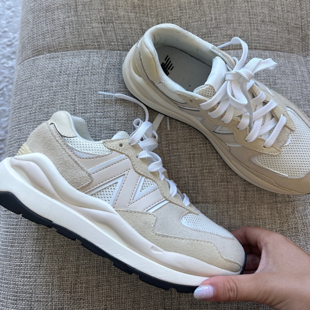 New Balance 5740 Shoes